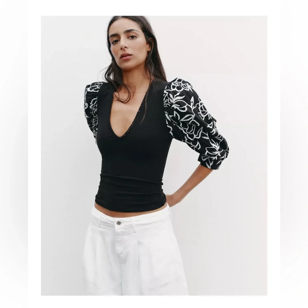 Elegant Black Puff Sleeve Embroidered Top